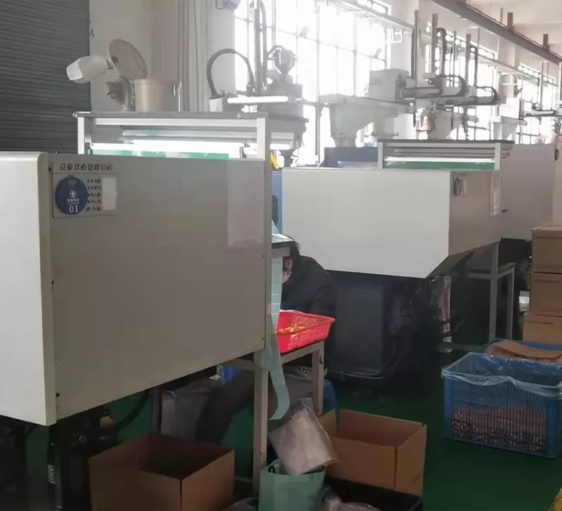 注塑加工部